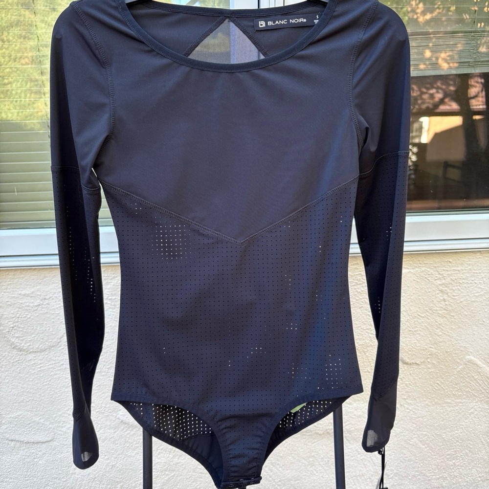 Blanc Noir Black Body Suit size small but feels like XS